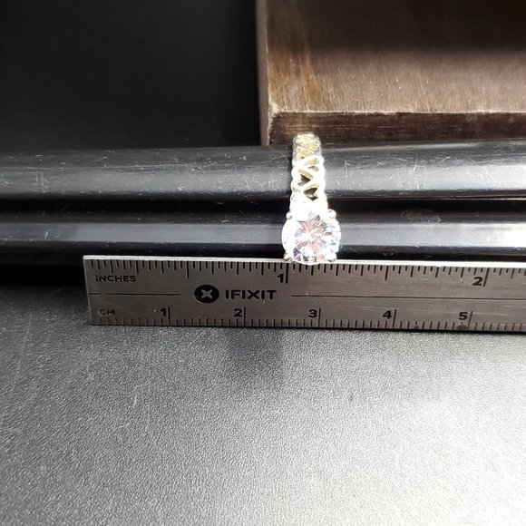 Size 7 Sterling Silver Heart Cutout Accents Cubic Zirconia Ring - Picture 6 of 7